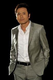 问题娱乐圈 苗侨伟,娱乐圈的传奇身影