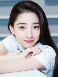 马德丫个人资料,才华横溢的年轻艺术家，用镜头讲述生活故事